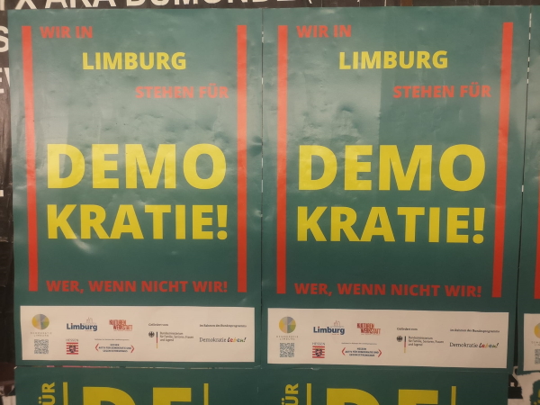 Demokratie-Plakat in Limburg